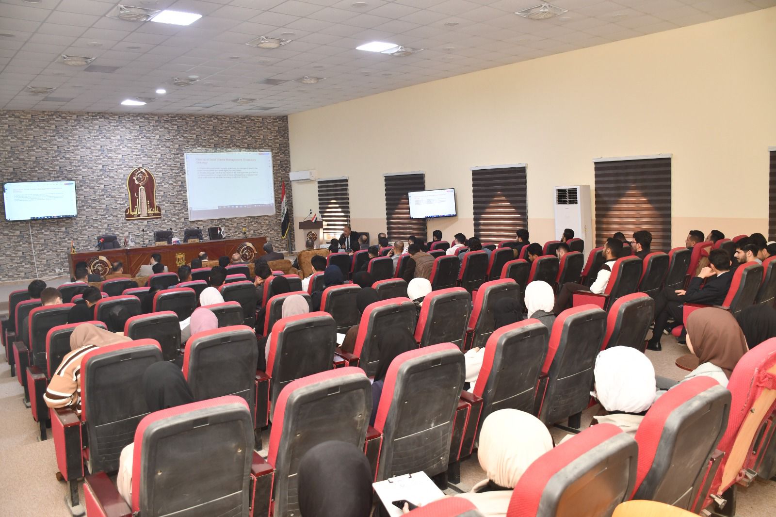 كلية الهندسة تقييم ورشة عمل ضمن فعاليات الاسبوع العالمي لليوم الرابع