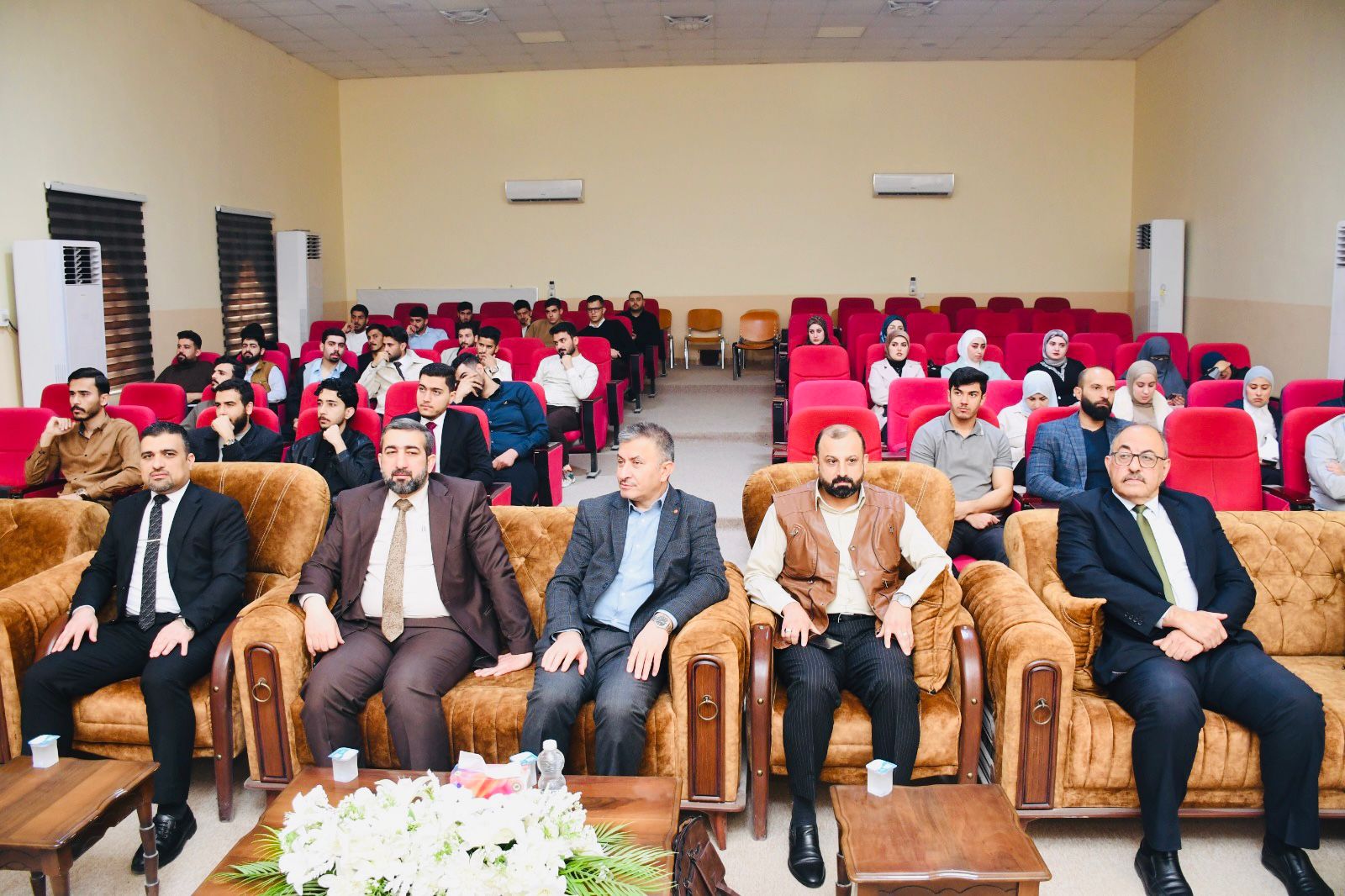 كلية الهندسة تقيم ورشة عمل ضمن فعاليات الاسبوع العالمي لليوم الرابع. 