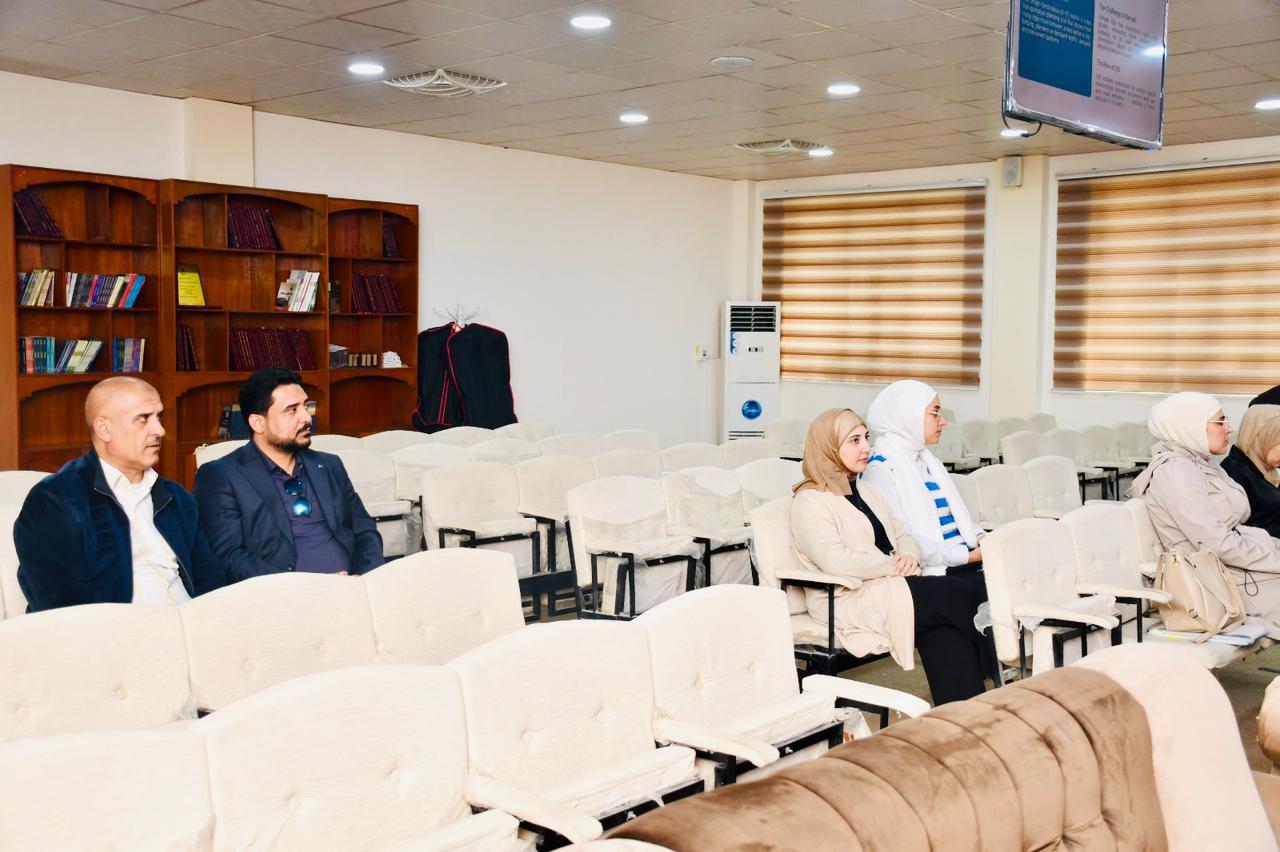 حلقة نقاشية (سيمنار) لطلبة الدراسات العليا في قسم الهندسة المدنية